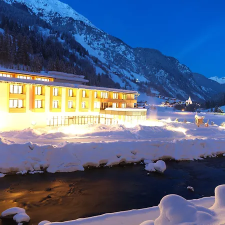 Zedern Klang Hotell Hopfgarten in Defereggen