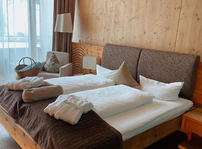 Zedern Klang Szálloda Hopfgarten in Defereggen