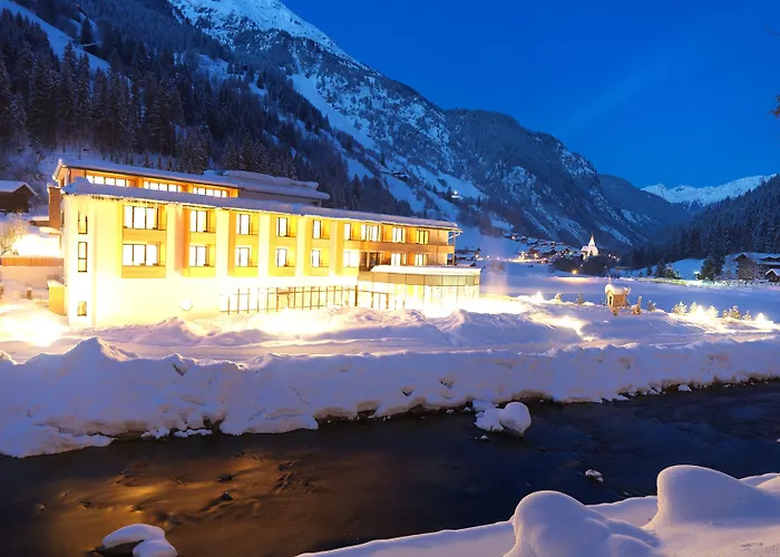 Zedern Klang Szálloda Hopfgarten in Defereggen