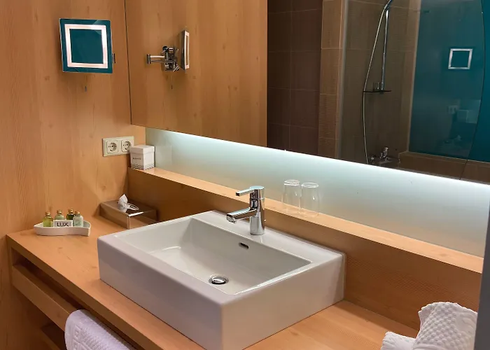 Zedern Klang Szálloda